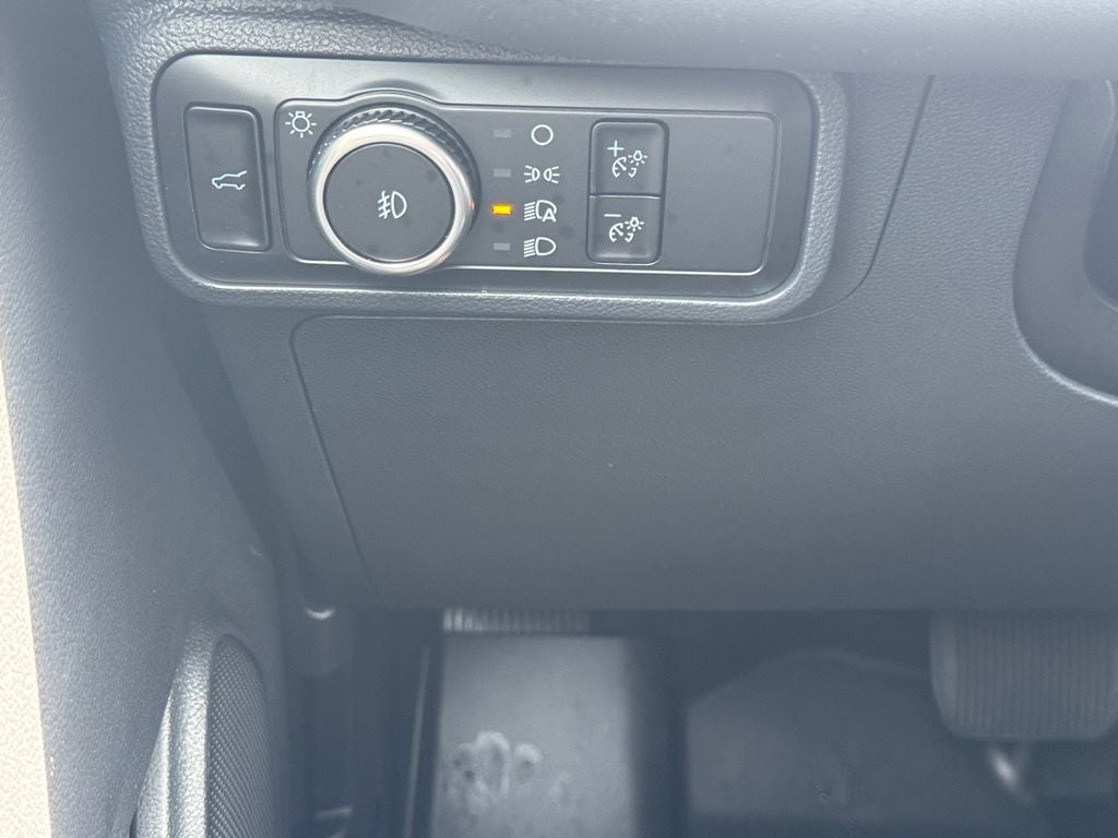 2026 Ford Explorer Active 200A