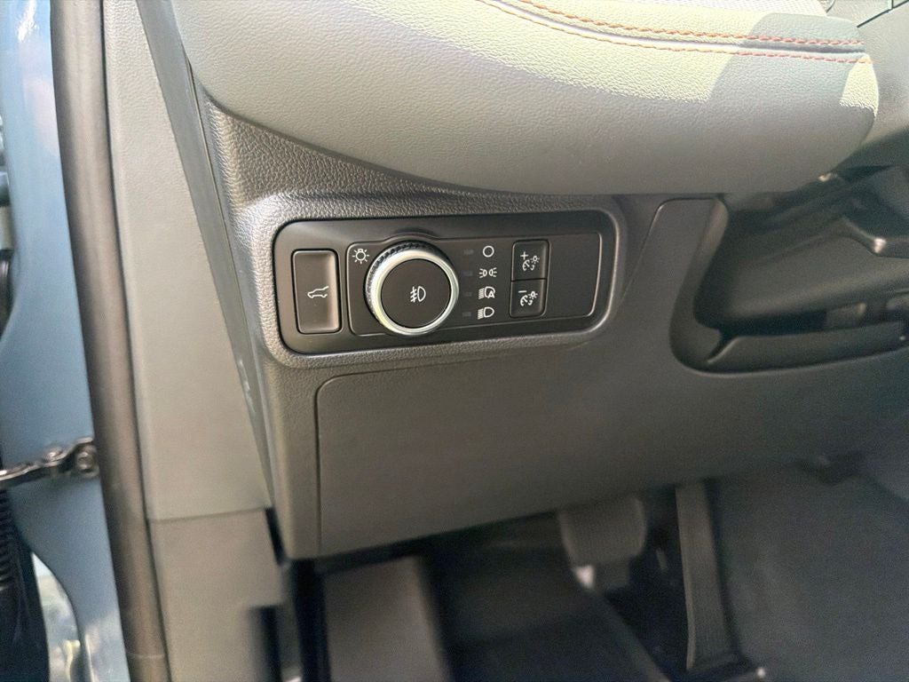 2026 Ford Explorer Active 200A
