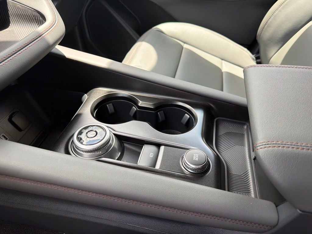 2026 Ford Explorer Active 200A