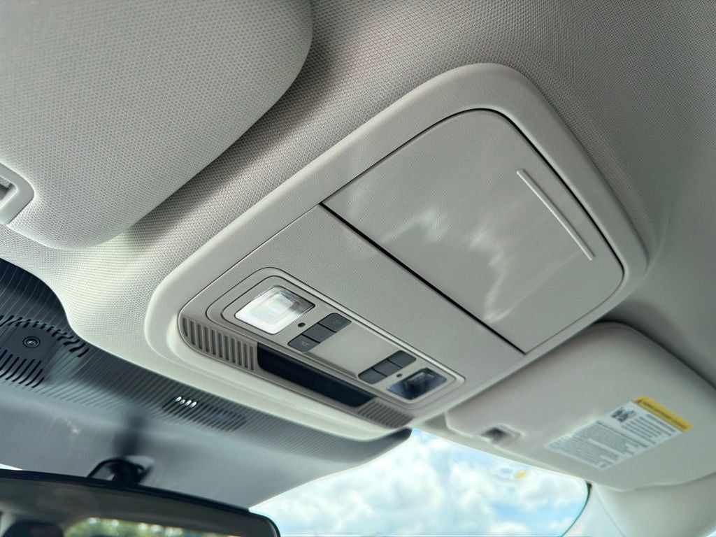 2026 Ford Explorer Active 200A