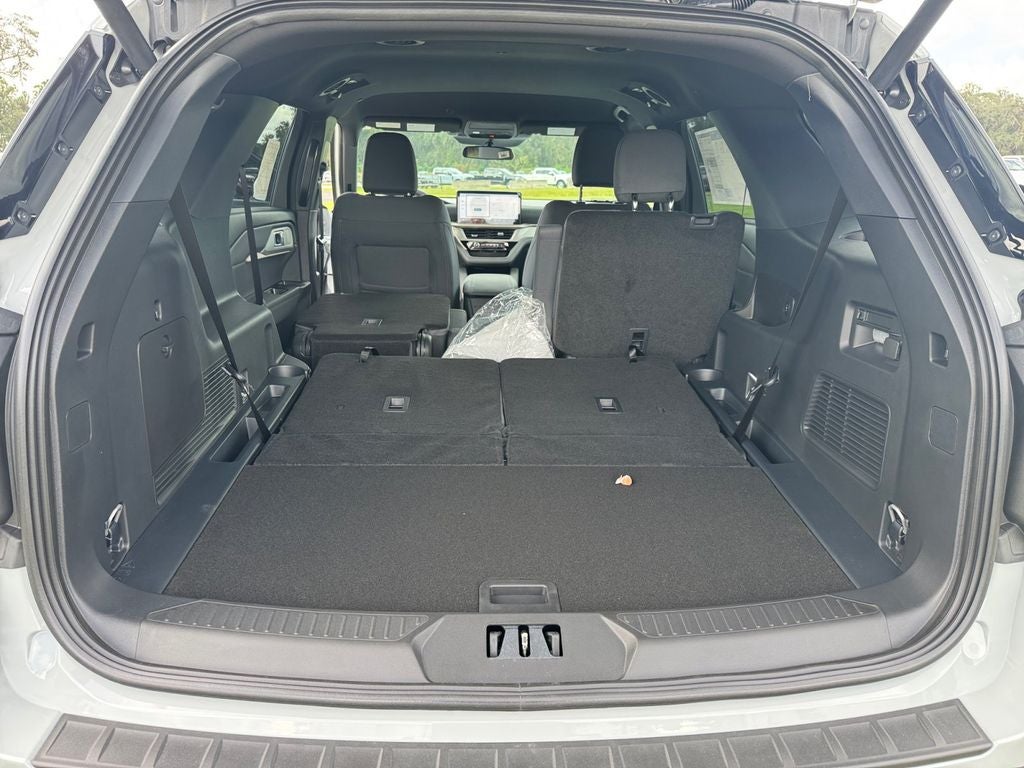 2027 Ford Explorer Active 200A