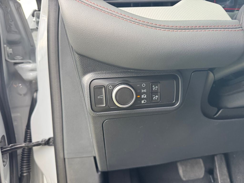 2027 Ford Explorer Active 200A