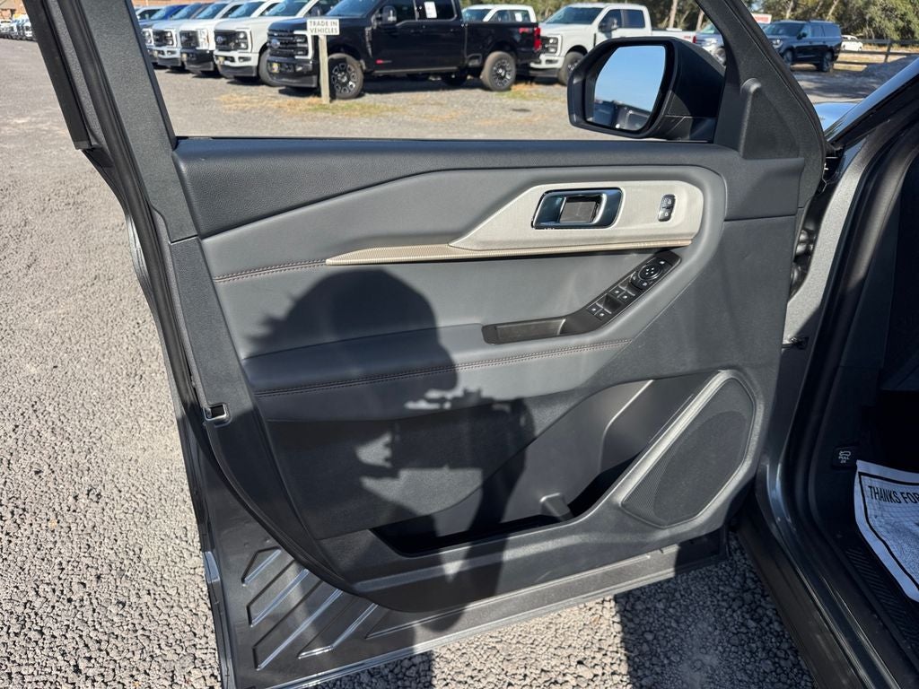 2026 Ford Explorer Active 200A