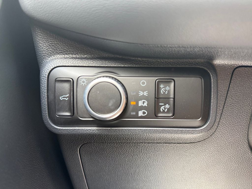 2026 Ford Explorer Active 200A
