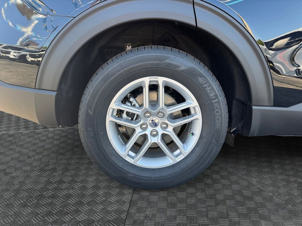 2026 Ford Explorer Active 200A