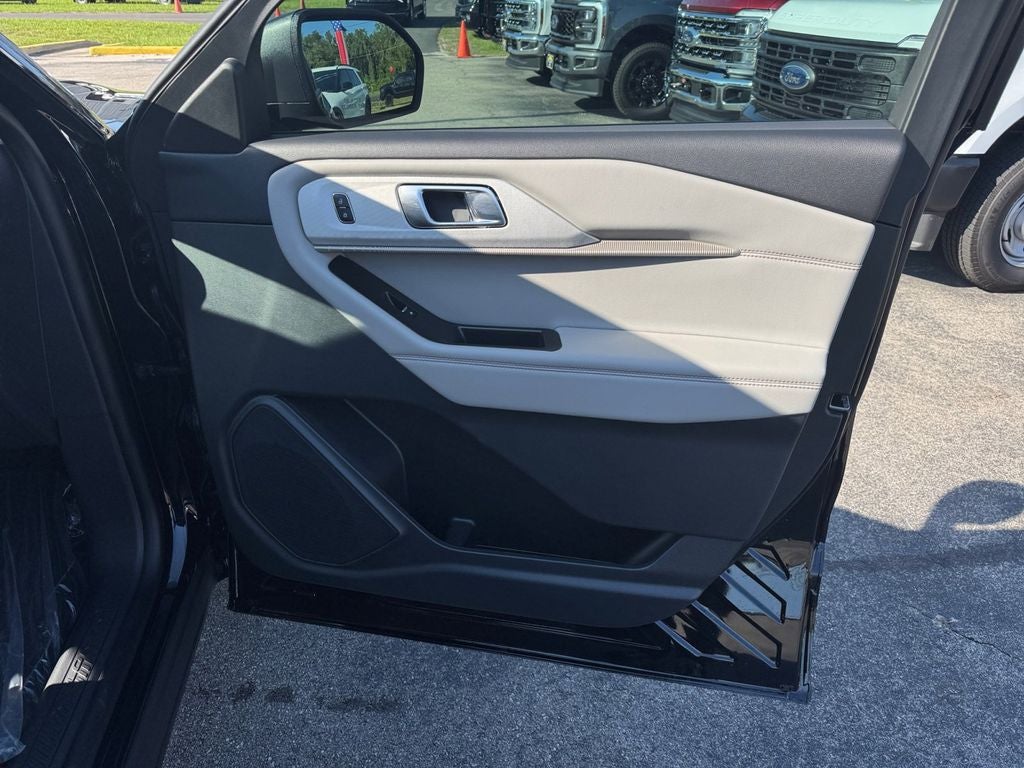 2026 Ford Explorer Active 200A