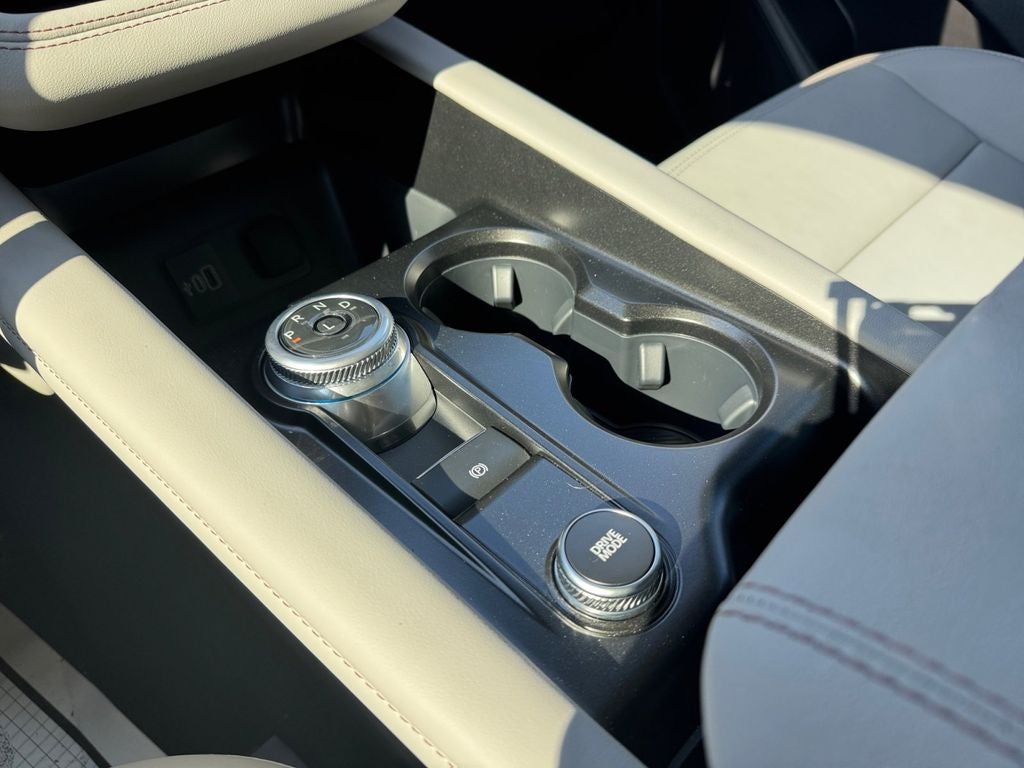 2026 Ford Explorer Active 200A