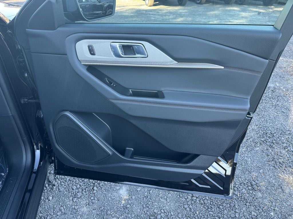 2026 Ford Explorer Active 200A