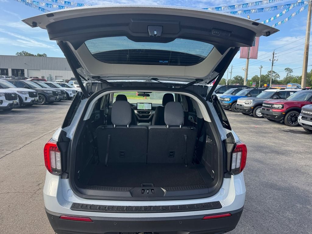 2026 Ford Explorer Active 200A