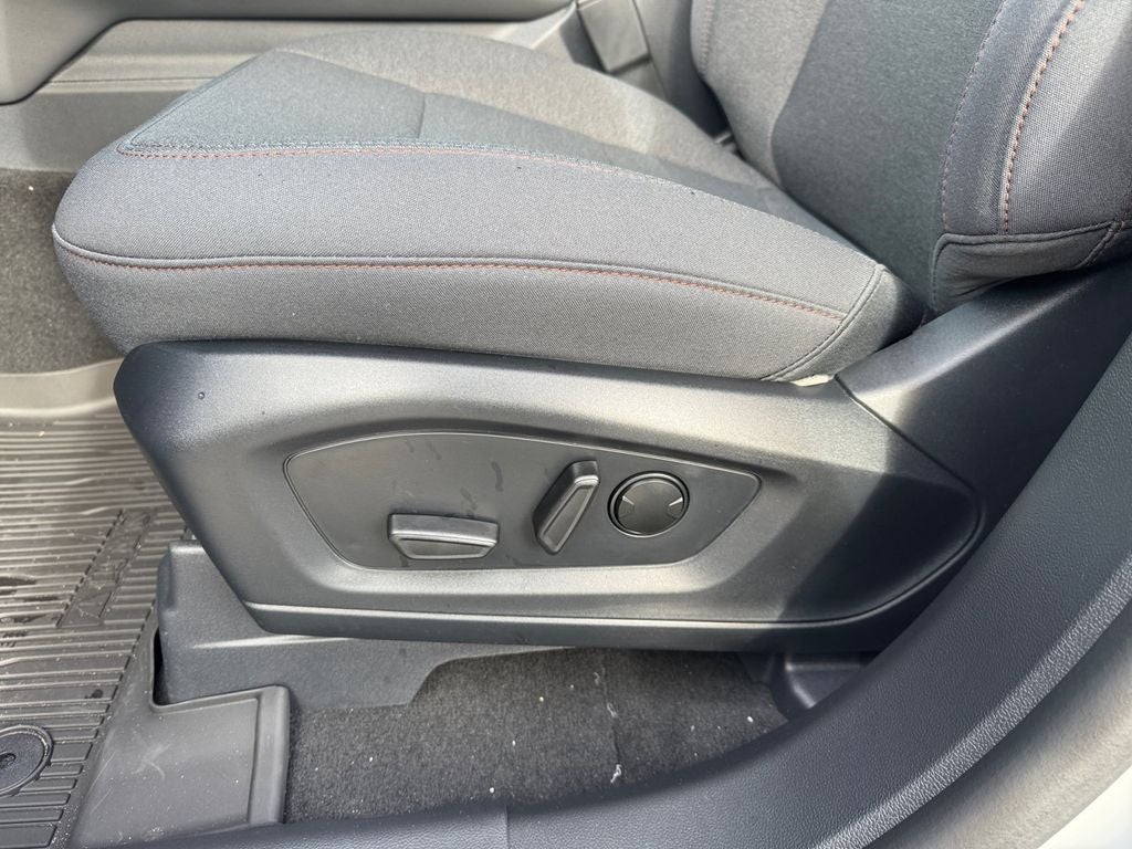 2026 Ford Explorer Active 200A