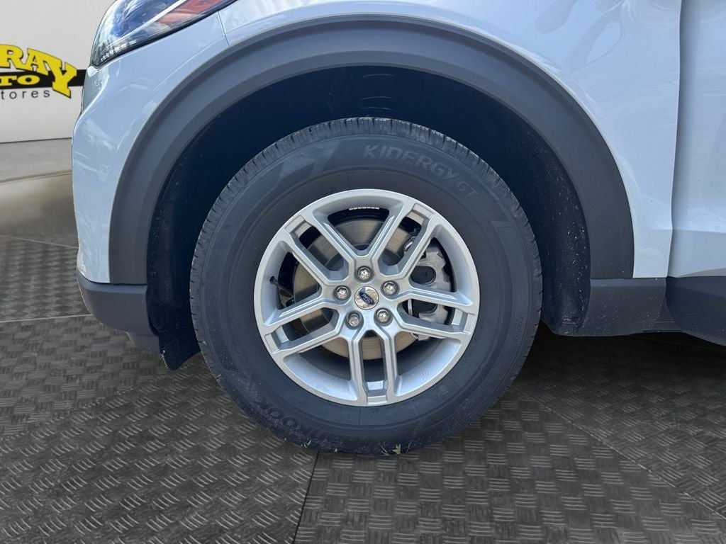 2026 Ford Explorer Active 200A