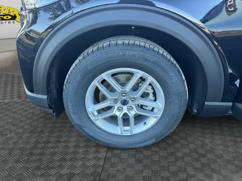 2027 Ford Explorer Active 200A