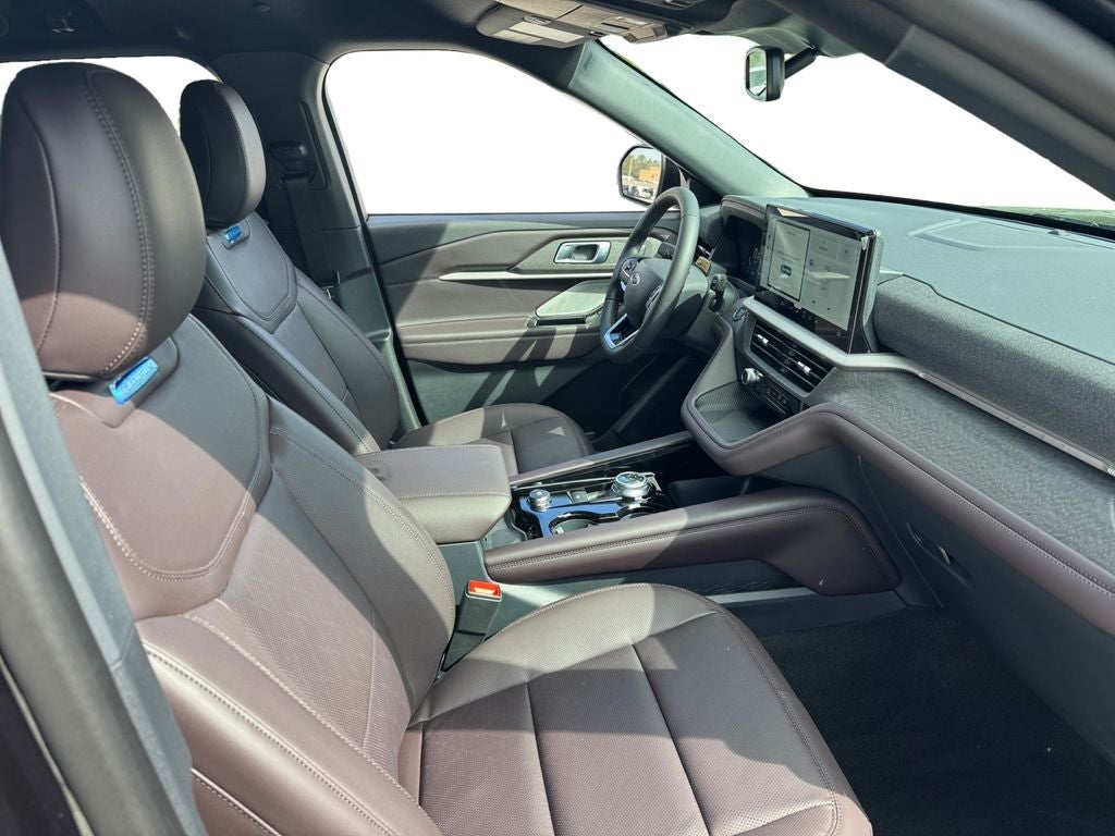 2026 Ford Explorer Platinum 600A