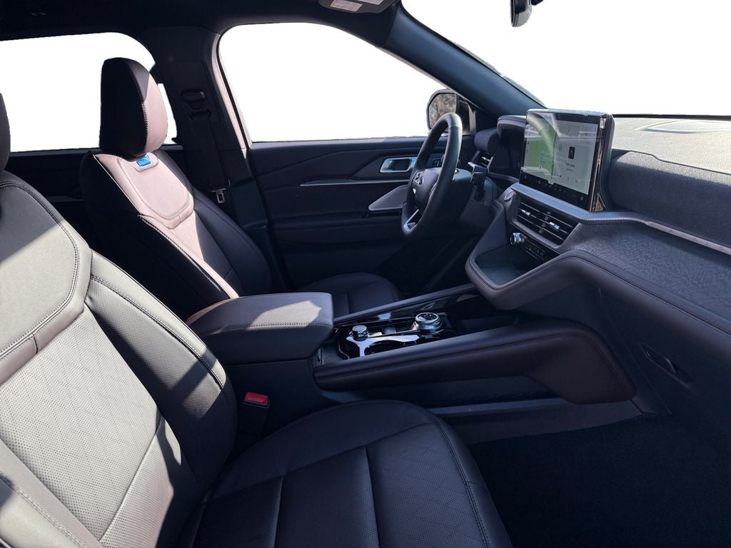 2026 Ford Explorer Platinum 600A