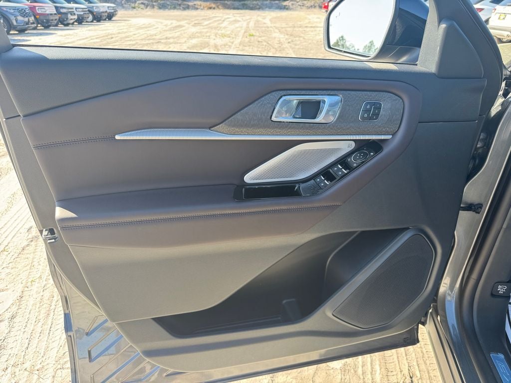 2026 Ford Explorer Platinum 600A