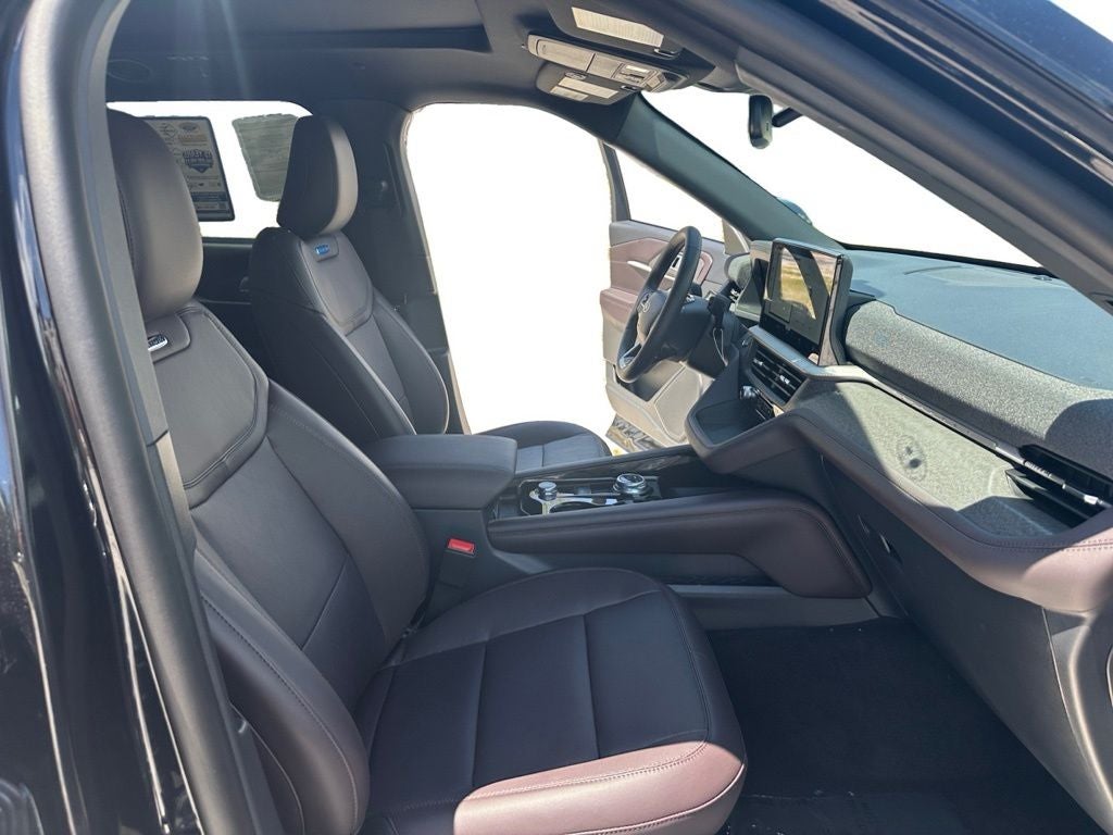 2026 Ford Explorer Platinum 600A