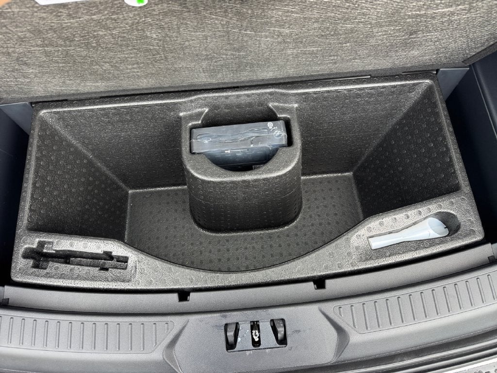 2027 Ford Explorer Platinum 600A