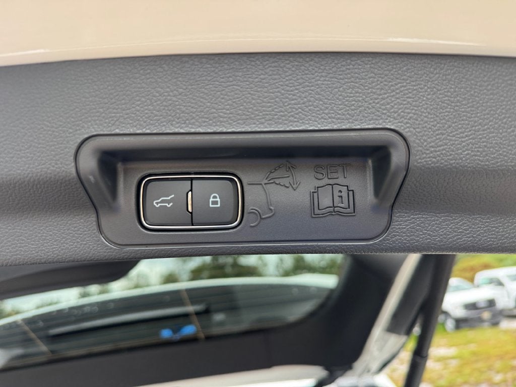2027 Ford Explorer Platinum 600A