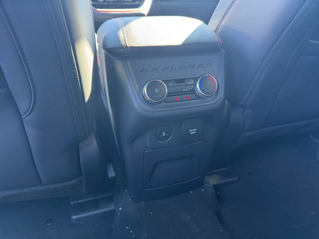 2026 Ford Explorer ST-Line 300A