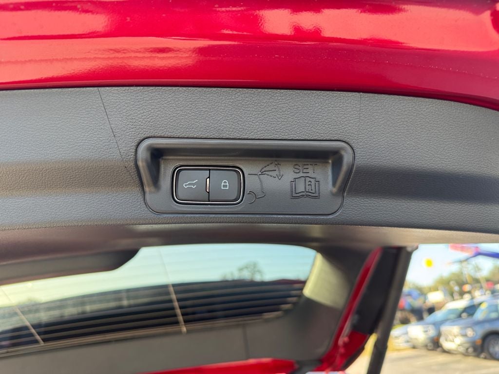 2026 Ford Explorer ST-Line 300A