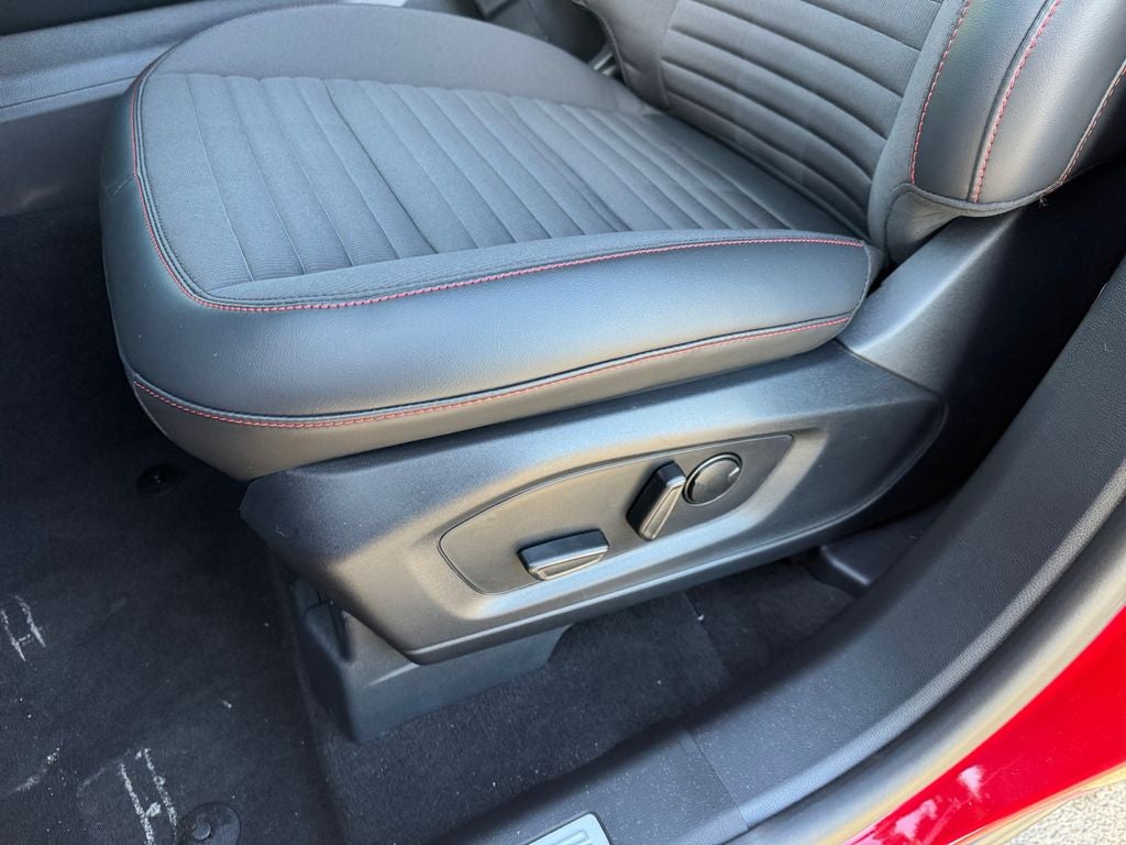 2026 Ford Explorer ST-Line 300A