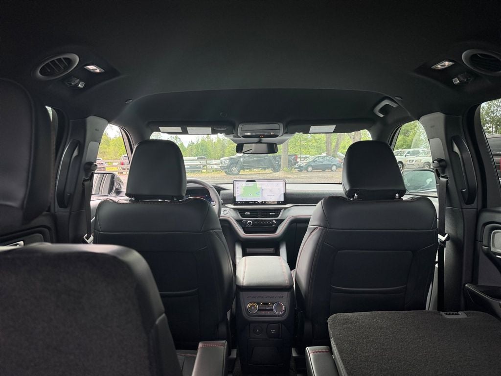 2026 Ford Explorer ST-Line 300A