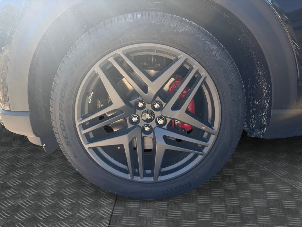 2027 Ford Explorer ST-Line 300A