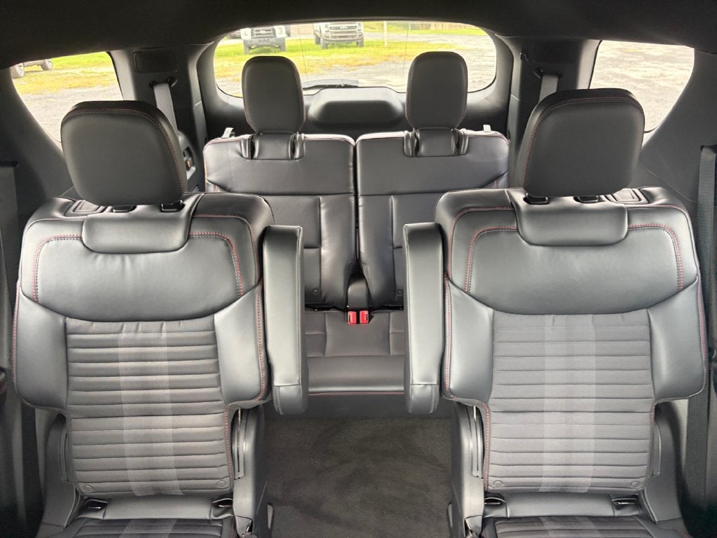 2027 Ford Explorer ST-Line 300A