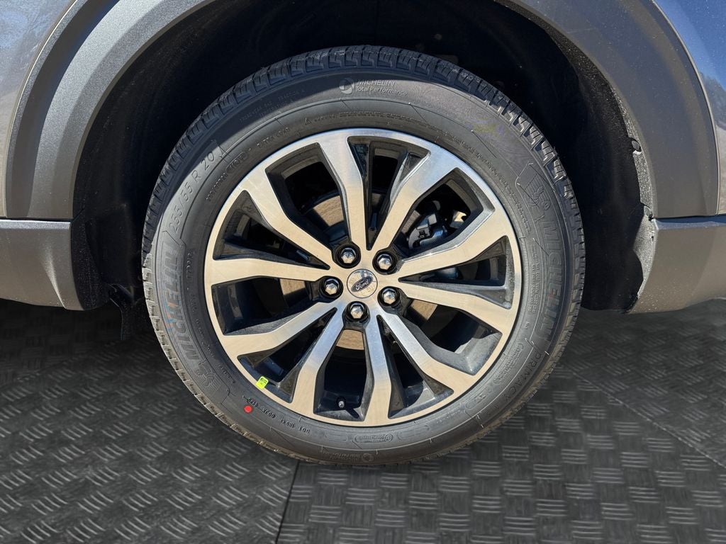 2026 Ford Explorer ST-Line 300A