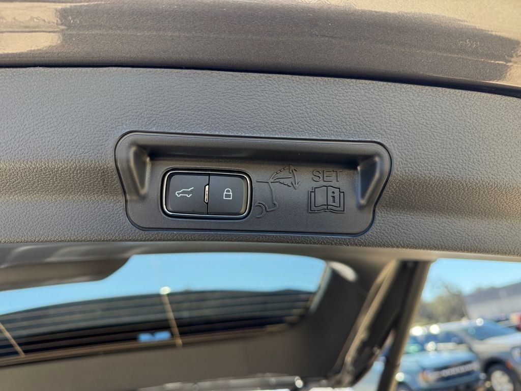 2026 Ford Explorer ST-Line 300A