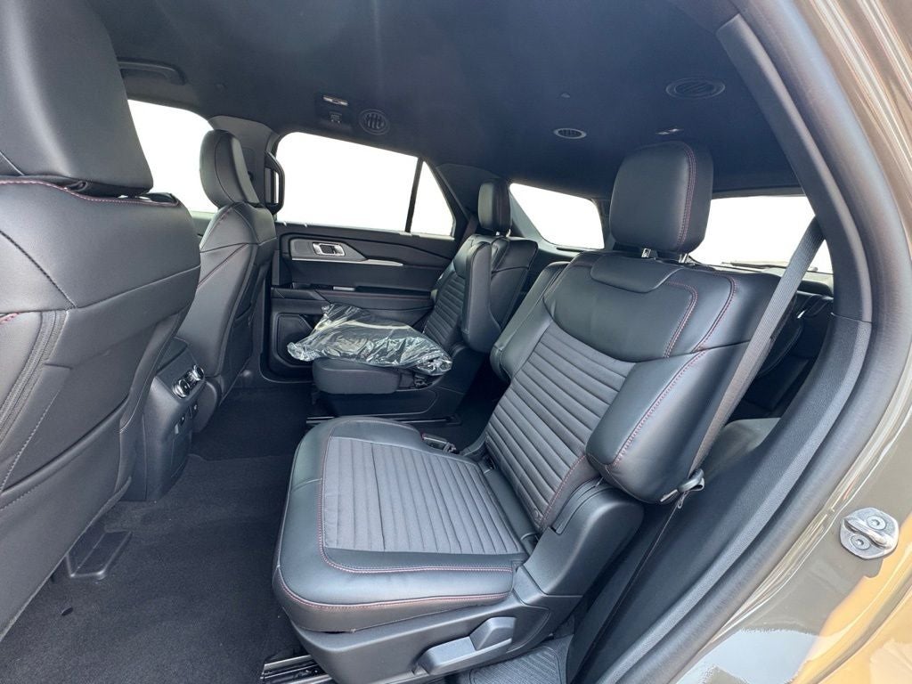 2026 Ford Explorer ST-Line 300A