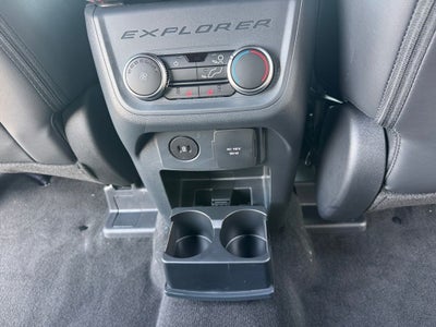 2026 Ford Explorer ST-Line 300A