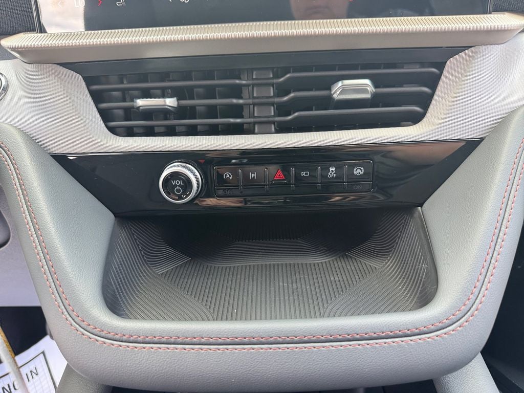2026 Ford Explorer Active 200A