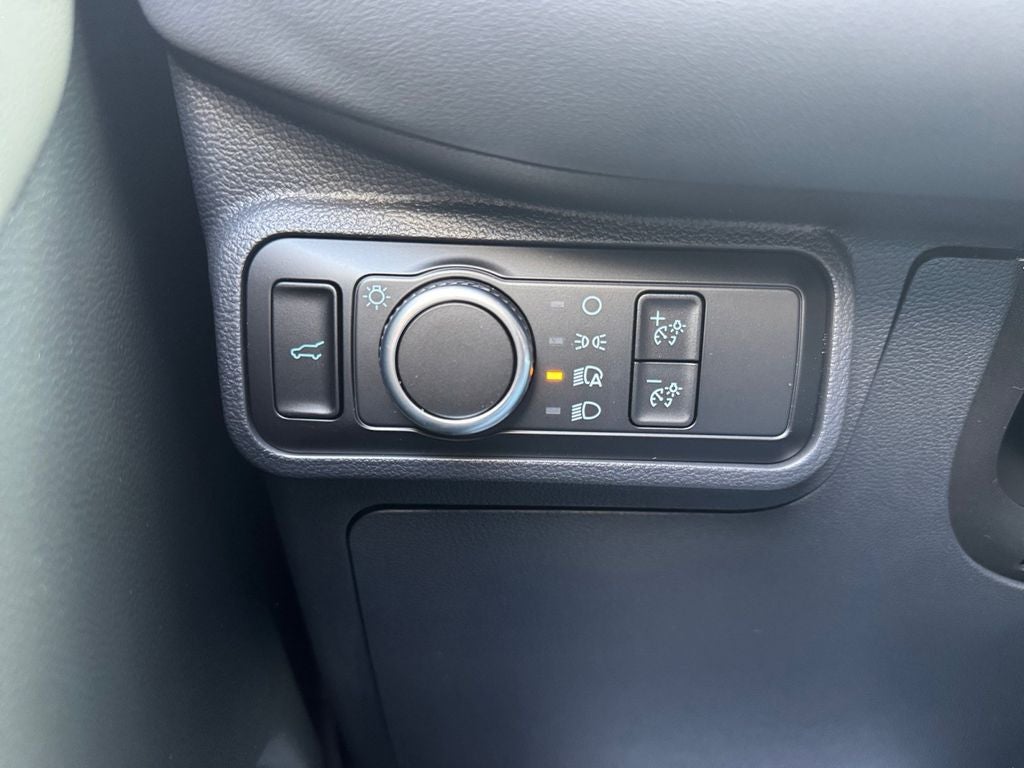 2026 Ford Explorer Active 200A