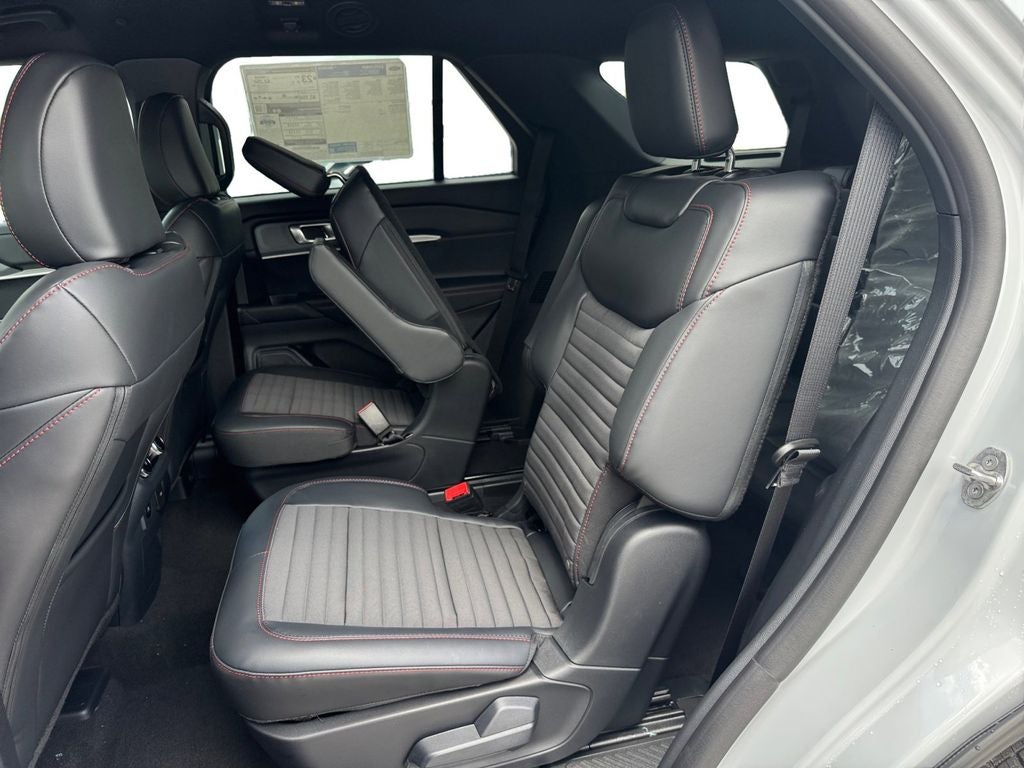 2026 Ford Explorer ST-Line 300A