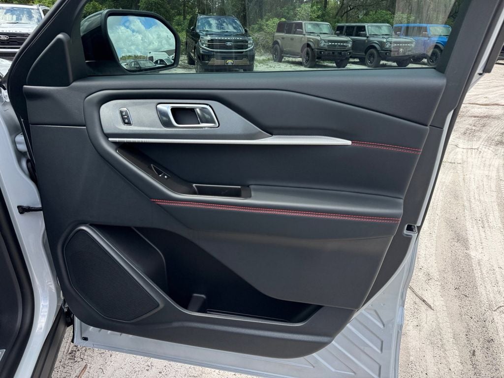 2026 Ford Explorer ST-Line 300A