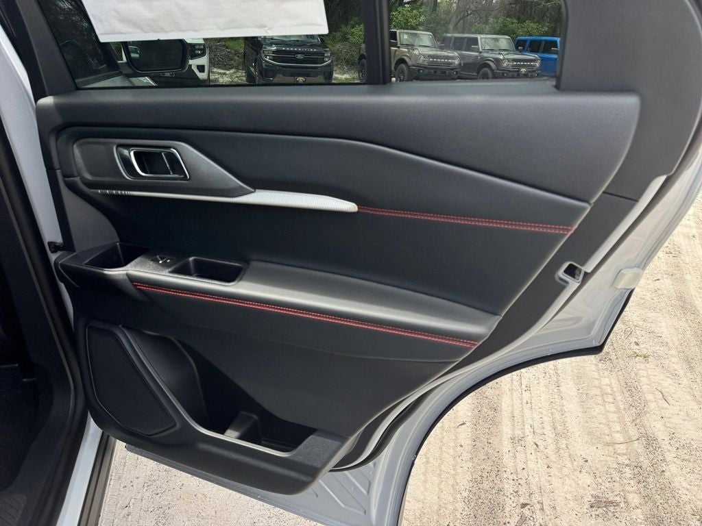 2026 Ford Explorer ST-Line 300A