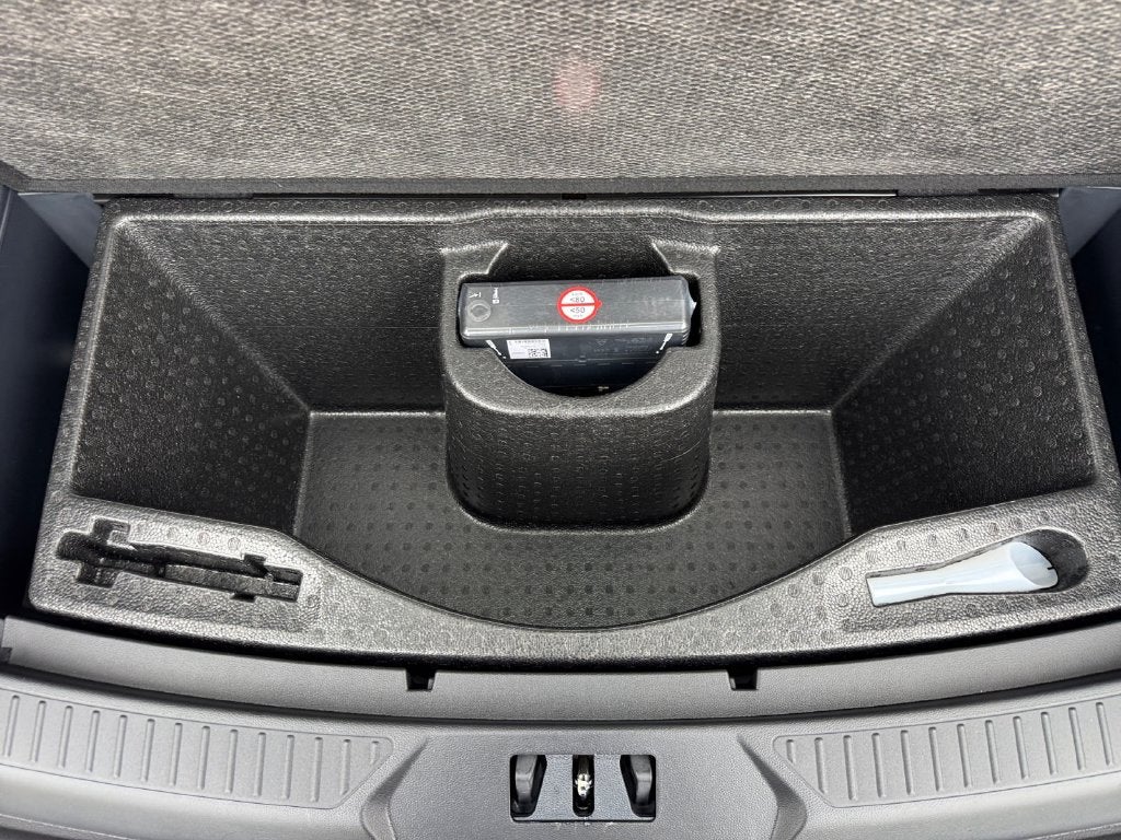 2027 Ford Explorer ST-Line 300A