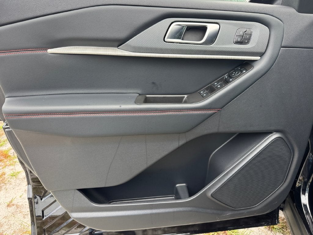 2027 Ford Explorer ST 400A