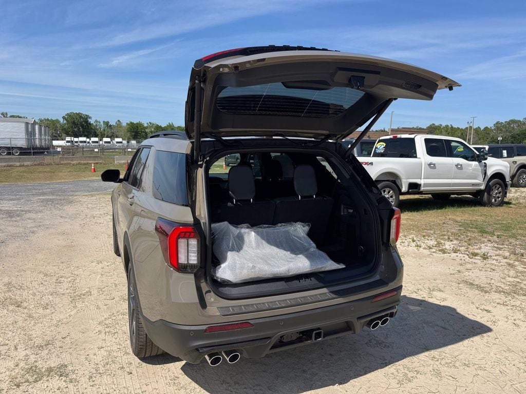 2026 Ford Explorer ST 400A