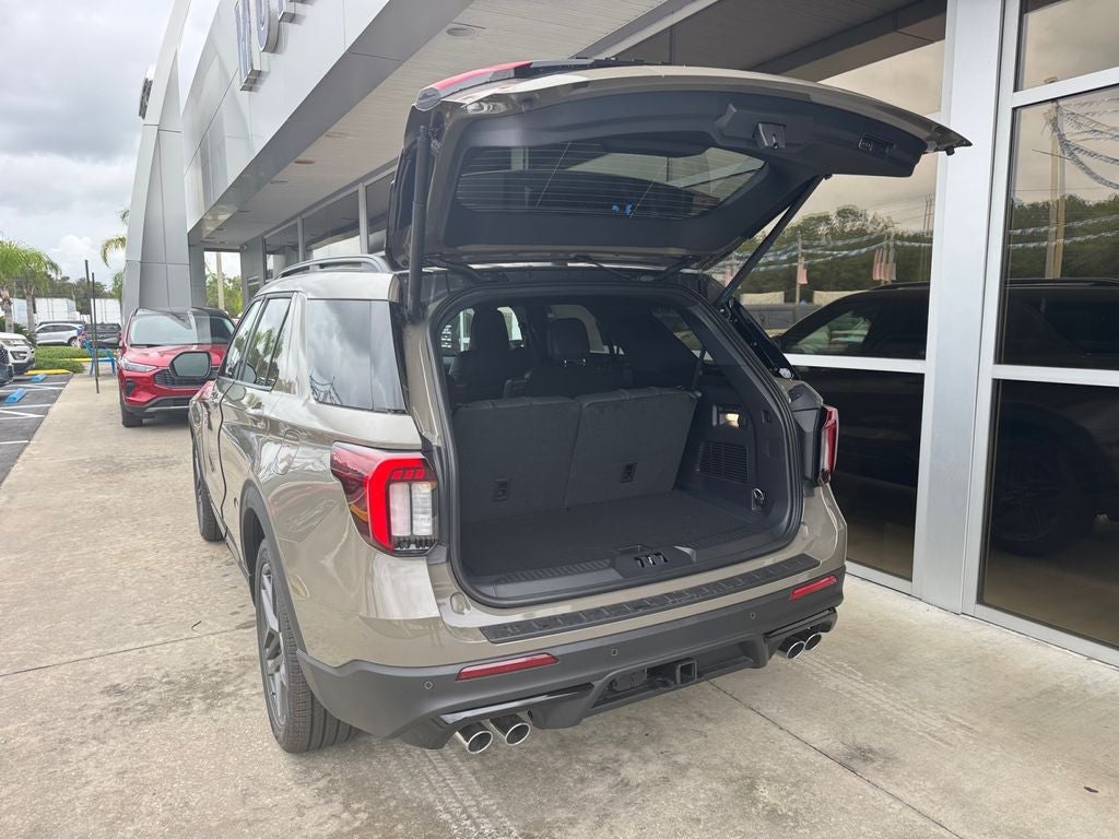 2026 Ford Explorer ST 400A