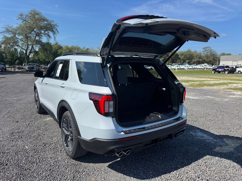 2026 Ford Explorer ST 400A