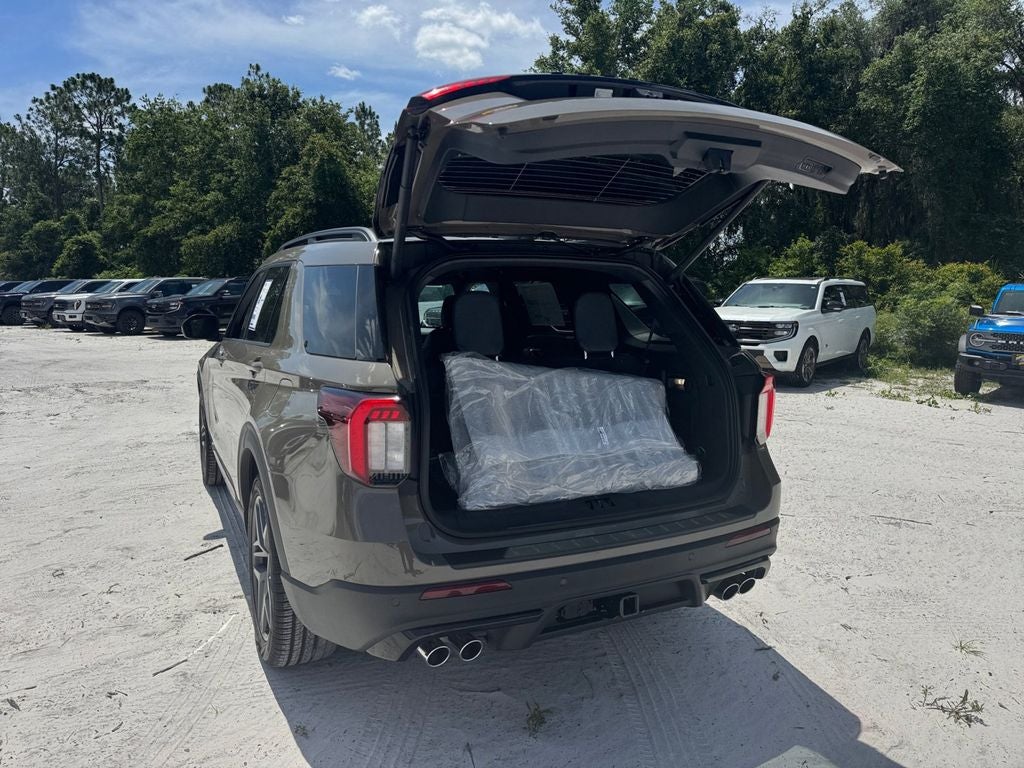 2026 Ford Explorer ST 400A