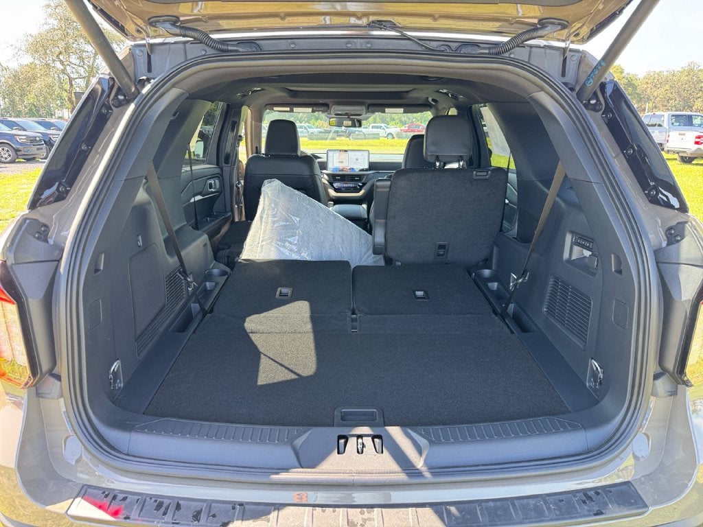2026 Ford Explorer Tremor 800A