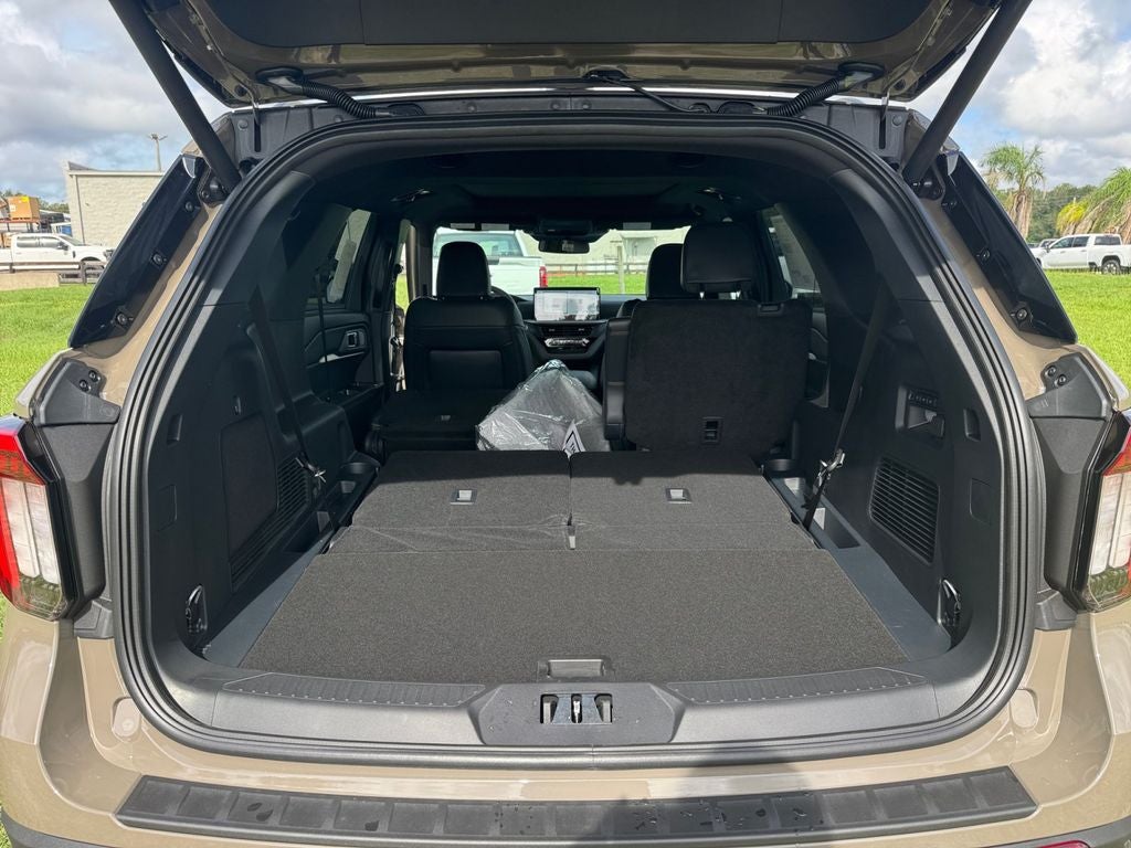 2027 Ford Explorer Tremor InTransit