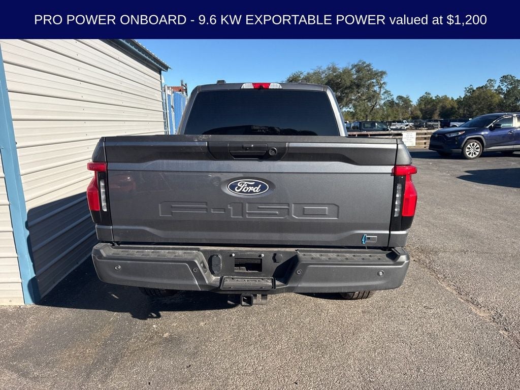 2025 Ford F-150 Lightning Flash