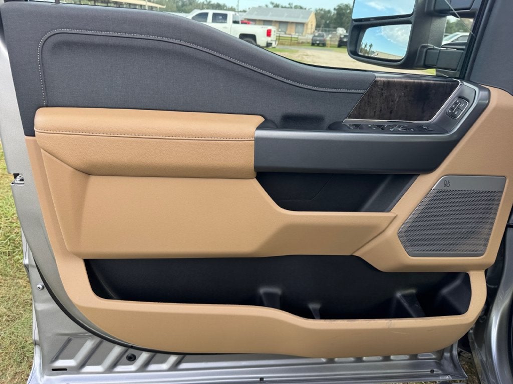 2027 Ford F-250SD Lariat 608A