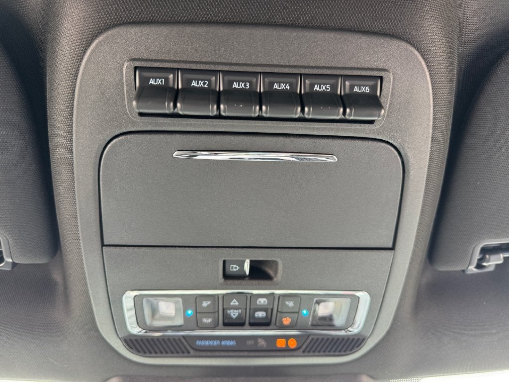 2027 Ford F-250SD Platinum 703A