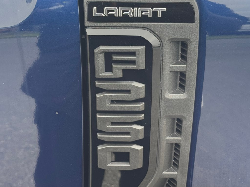 2027 Ford F-250SD Lariat 608A