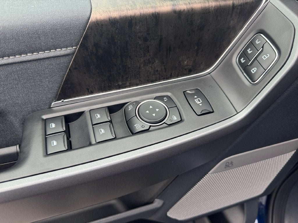 2027 Ford F-250SD Lariat 608A